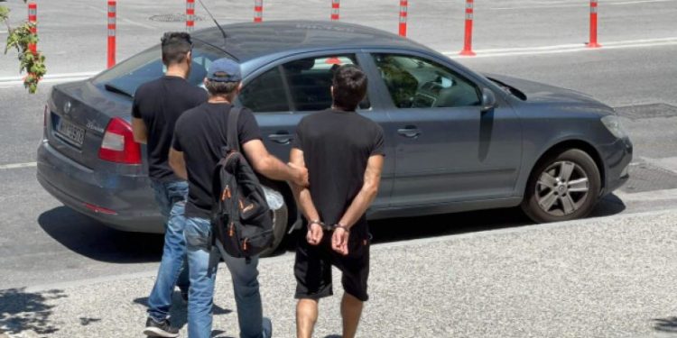 საბერძნეთში დააკავეს ქართველი კაცი, რომელსაც არასრულწლოვნის გაუპატიურებაში ედება ბრალი