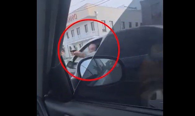 შსს „ნაციონალური მოძრაობის“ წევრის არტურ მკოიანის დაკავების შესახებ ინფორმაციას ავრცელებს (+ვიდეო)