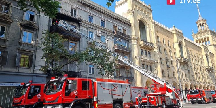 თბილისში, რუსთაველის გამზირზე ხანძარი ლიკვიდირებულია