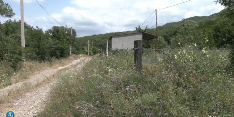 დიდი ოდენობით სახელმწიფო ქონების მოტყუებით დაუფლების ფაქტზე სისხლისსამართლებრივ პასუხისგებაში სამი პირი მიეცა