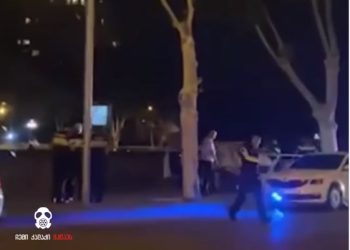 ავარია თბილისში – ავტომობილი პატრულის მანქანას შეეჯახა