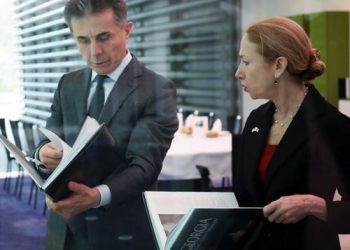 დეგნანი: ივანიშვილთან მის პირად ფინანსურ გარიგებებზე ან სანქციებზე არ მისაუბრია