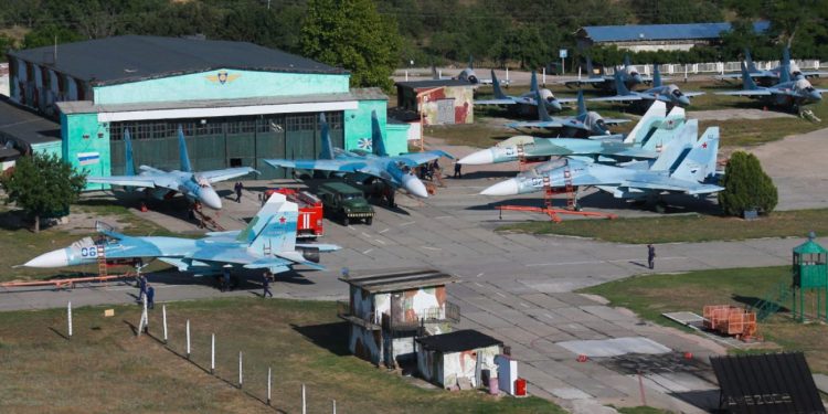 აფეთქებები ბელბეკის აეროდრომსა და ქერჩთან – უკრაინამ ყირიმში, სავარაუდოდ, იერიშები მიიტანა