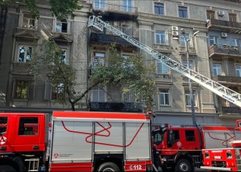 თბილისში, რუსთაველის გამზირზე ხანძარი გაჩნდა