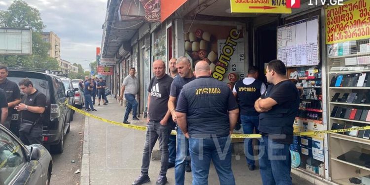 თბილისში, თევდორე მღვდლის ქუჩაზე სპეცოპერაცია მიმდინარეობს