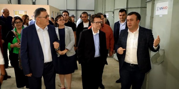 თხილის საშრობი და შემნახველი საწარმო ქვემო აკეთში