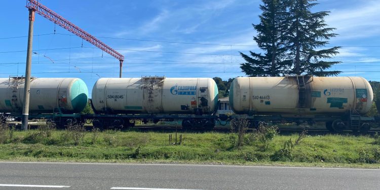 ამ წუთებში ლანჩხუთში ”გაზპრომის” წარწერიანი ვაგონები დგას