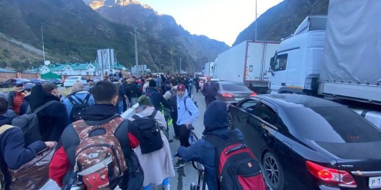 რუსეთის რამდენი მოქალაქე შემოვიდა და გავიდა საქართველოდან ბოლო დღეებში