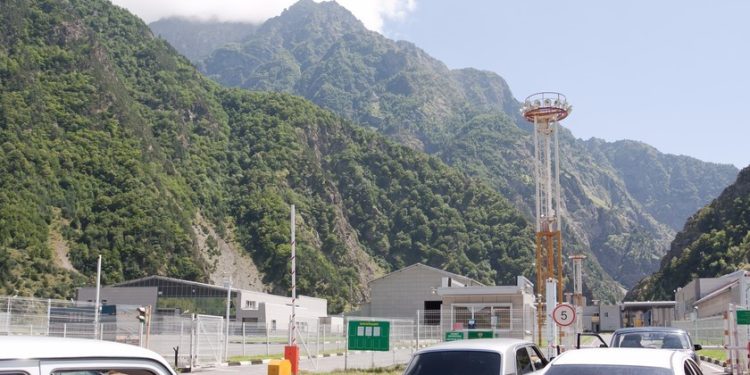 ვიდეო – რა ხდება საქართველო-რუსეთის სახმელეთო საზღვართან