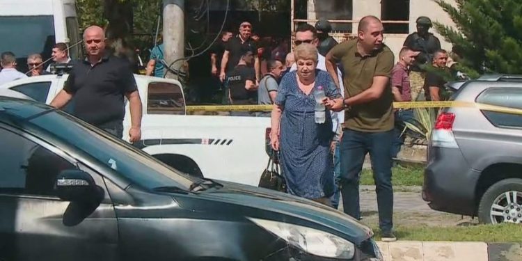 არის თუ არა მძევლების ვინაობა ცნობილი სამართალდამცავებისთვის