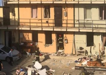 თბილისში საცხოვრებელ სახლში აფეთქება მოხდა