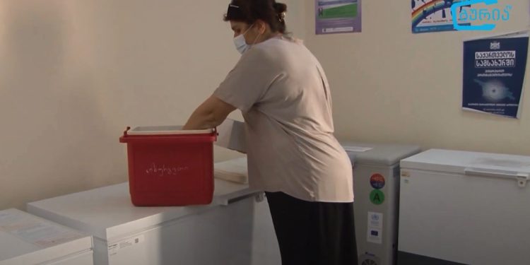 სეზონური გრიპის ვაქცინაცია – რა რაოდენობის ვაქცინა შემოვიდა ოზურგეთში და ვინ აიცრება უფასოდ