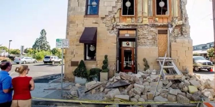 საქართველოსთან ახლოს, თურქეთში მომხდარი მიწისძვრის პირველი ფოფოტოები