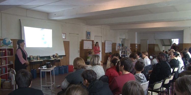 თავისუფალი მკითხველის კლუბი სოფელ გურიანთაში