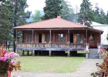 სოფელ ლიხაურში დღეს „ექვთიმობის“ დღესასწაული აღინიშნა