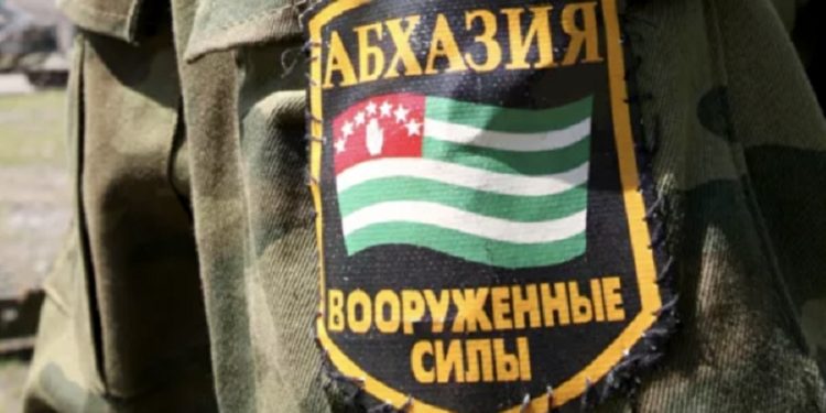 აფხაზეთში 18-დან 27 წლამდე ახალგაზრდებს სამხედრო სამსახურში გაიწვევენ
