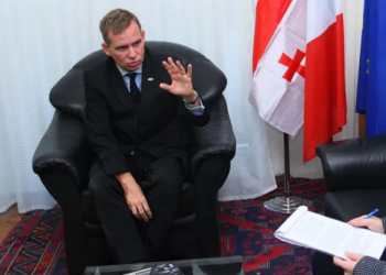 საფრანგეთის ელჩი – ანტიდასავლური განცხადებები შოკისმომგვრელია, ელჩ კელი დეგნანზე თავდასხმები ძალიან შემაშფოთებელი