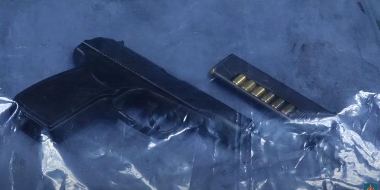 ვიდეო – პოლიციამ თბილისსა და რეგიონებში უკანონო ცეცხლსასროლი იარაღები და საბრძოლო მასალა ამოიღო – დაკავებულია 6 პირი