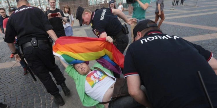 რუსეთში ლგბტ პროპაგანდა ყველა დონეზე იკრძალება