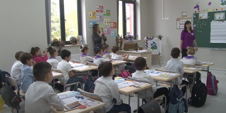 პირველკლასელების ღონისძიება ოზურგეთის პირველ საჯარო სკოლაში