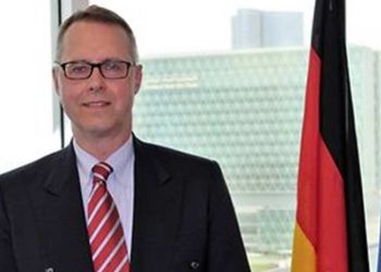 დიახ, ევროპას ენერგეტიკული კრიზისი აქვს, მაგრამ ჩვენ გადავიტანთ ამ ზამთარს – რუსეთი თავის ენერგომატარებლებთან მარტო დარჩება – პეტერ ფიშერი