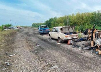 რუსებმა კუპიანსკის რაიონში მშვიდობიანი მოქალაქეების ავტომობილების კოლონა დაბომბეს, დაიღუპა 20 ადამიანი