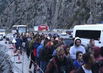 „ისინი უკვე დადიან და ეძებენ სამუშაოს“ – ძირითადად რა პროფესიის არიან რუსი მიგრანტები