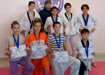 ურეკის გუნდი ტაეკვანდოს შეჯიბრებიდან მედლებით დაბრუნდა