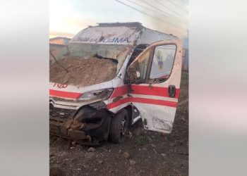 ვიდეო – ხარკოვის ოლქში, რუსმა სამხედროებმა “სასწრაფოებს” ცეცხლი გაუხსნეს