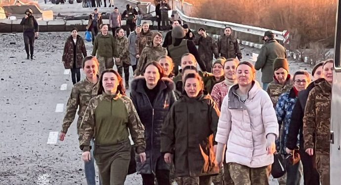 რუსეთის ტყვეობიდან 108 უკრაინელი ქალი გათავისუფლდა