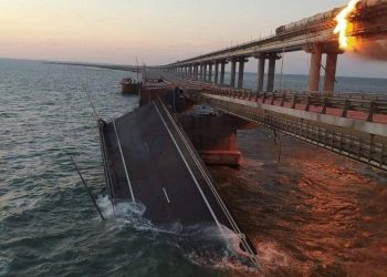 ვიდეო – აფეთქება და ხანძარი ყირიმის ხიდზე