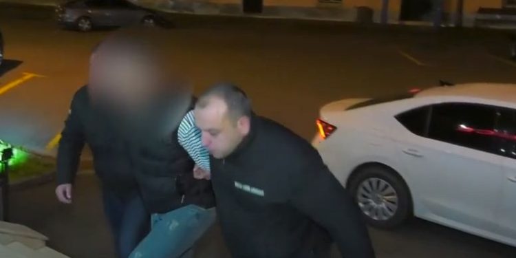 შსს-მ ქურდულ სამყაროსთან” კავშირში მყოფი 4 პირი დააკავა, 2 პირს კი ბრალი დაუსწრებლად წარედგინა(+ვიდეო)