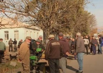 საოკუპაციო ხაზთან, სოფელ დიცში მიწების გასხვისებას აპროტესტებენ-“ერთადერთი საძოვარი გვქონდა და მაგასაც გვართმევენ”