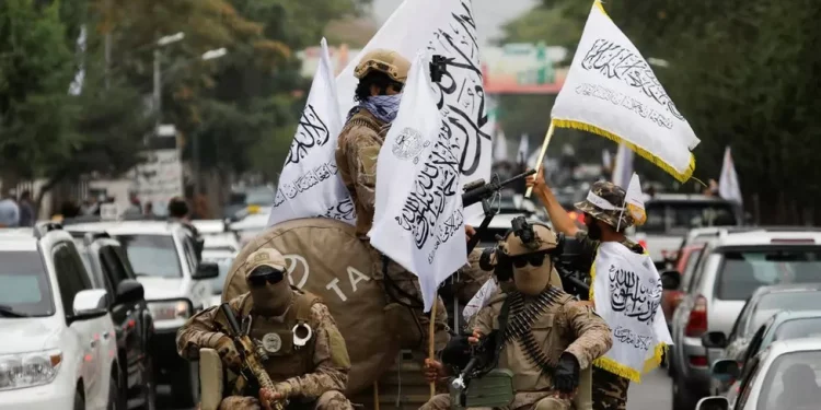 ავღანეთში “თალიბანის” წევრებმა საჯაროდ 12 ადამიანი გაამათრახეს