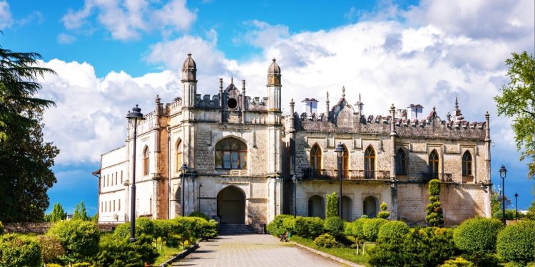 დადიანების სასახლის აღსადგენად ამერიკის საელჩომ 300 000-დოლარი გამოყო