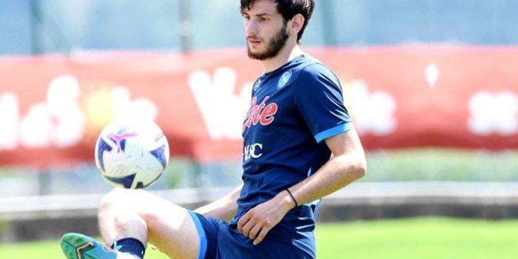 როდის დაბრუნდება კვარაცხელია – „ნაპოლის“ ექიმმა ხვიჩას ტრავმაზე ისაუბრა