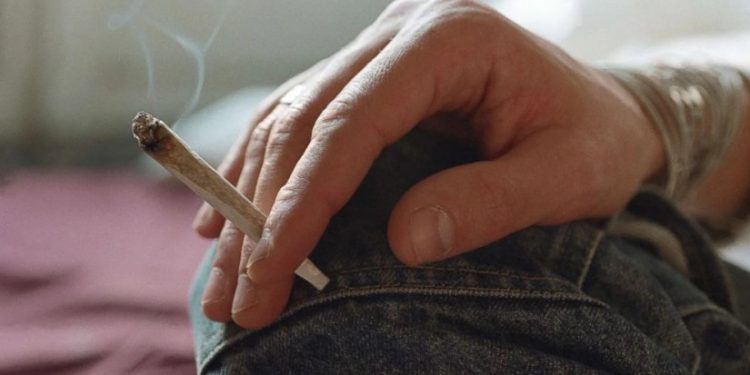 მარიხუანას მოწევა ფილტვებისთვის უფრო საზიანოა, ვიდრე თამბაქოს – კვლევა