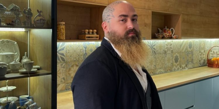 თაღლითი შემარქვეს, გამძარცვეს,ყველას სათანადო პასუხს გაგცემთ – ვაჟა მელაძე ბრალდებაზე