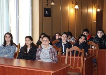 ოზურგეთის საკრებულოს,მე-4 საჯარო სკოლის პედაგოგები და მოსწავლეები ესტუმრნენ