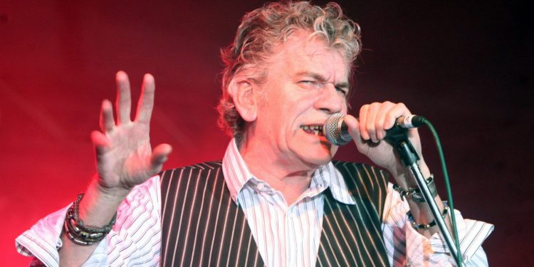 ჯგუფ Nazareth-ის ყოფილი ვოკალისტი, დენ მაკაფერტი 76 წლის ასაკში გარდაიცვალა