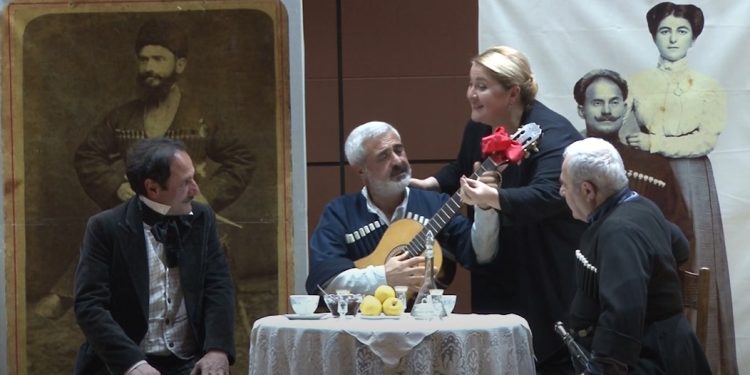 ხარაგაულის თეატრი ოზურგეთში