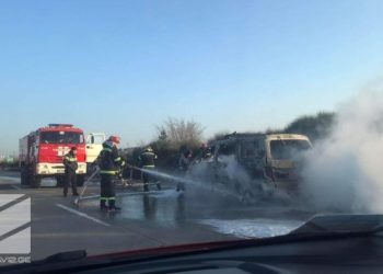 გორის გვირაბთან მანქანა დაიწვა