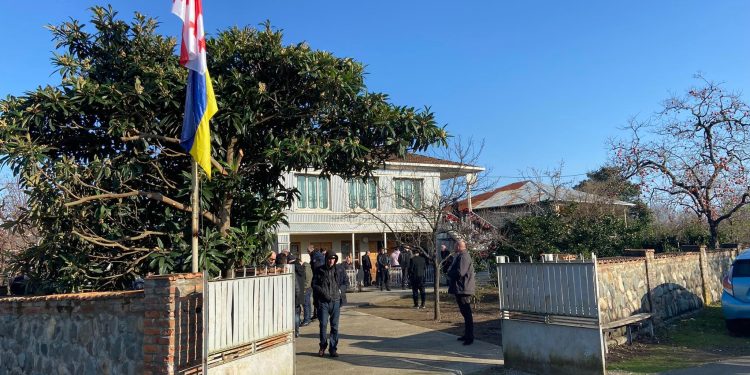 დღეს უკრაინაში დაღუპულ მებრძოლს, ჯამბულატ ხოფერიას დაკრძალავენ