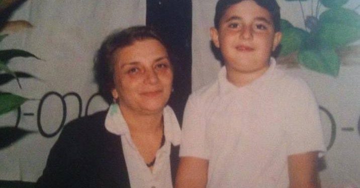 “კლასში რომ შემოდიოდა, მერხები ზანზარებდნენ” – მეგობრები უკრაინაში დაღუპულ ჯამბულათ ხოფერიას იხსენებენ