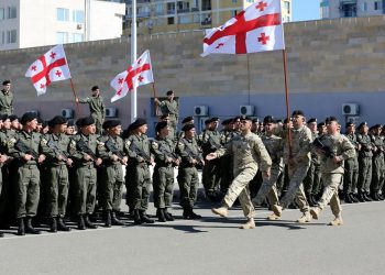 საქართველოს ყველა მოქალაქე სავალდებულო-სამხედრო სამსახურს თავდაცვის უწყებაში გაივლის