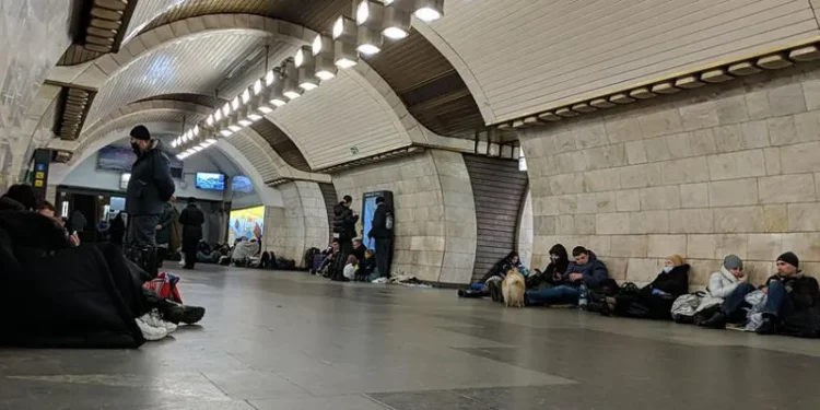 კიევში მეტრომ მუშაობა განაახლა და წყალმომარაგება აღდგა