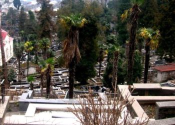 ბათუმის სასაფლაოზე კაცმა ყელი გამოიჭრა