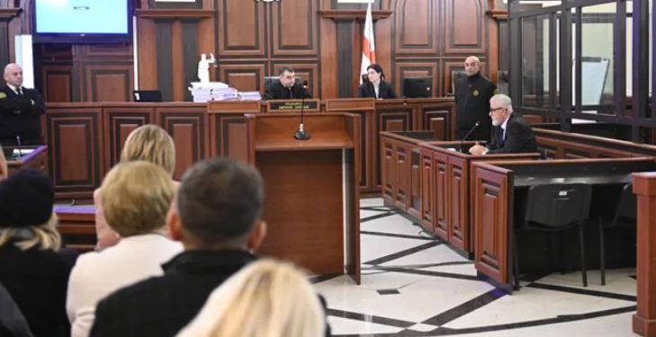“21-ში შეგნებულად არ ვნიშნავ” – მოსამართლემ მიხეილ სააკაშვილის სასამართლო 22 დეკემბრისთვის გადადო