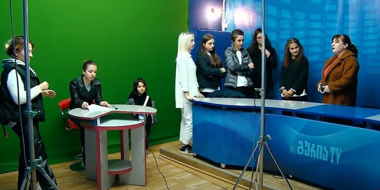 განათლებული, პროფესიული კადრები რეგიონული მედიის გაძლიერებისთვის – “გურიაTV” ახალ პროექტს ახორციელებს