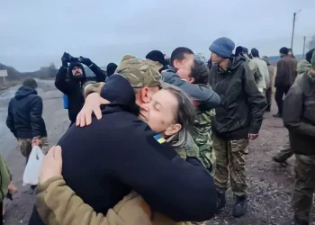 უკრაინამ ტყვეთა გაცვლის შედეგად 140 მებრძოლი, მათ შორის, მარიუპოლის და „ზმეინის“ კუნძულის დამცველები დაიბრუნა